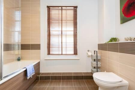 Central, Stunning 2 Bed Apartment With Parking! Cambridge  Extérieur photo